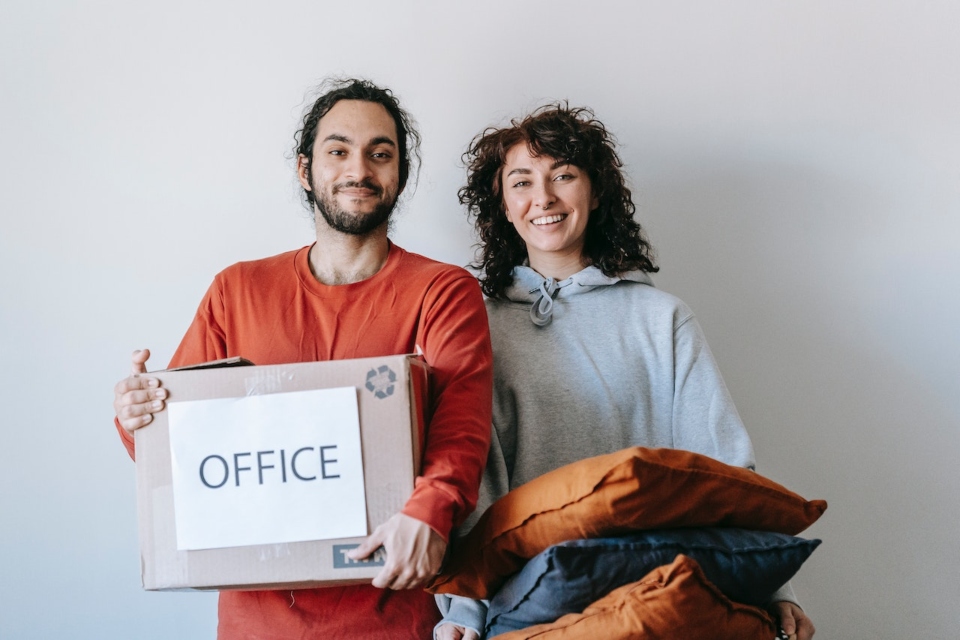 Couple searching for reliable Tampa company to move your office