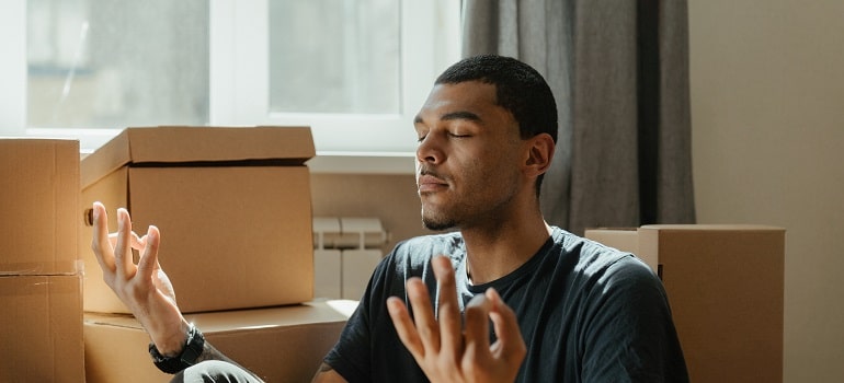 a man stressed because he needs to relocate to Melbourne FL last minute